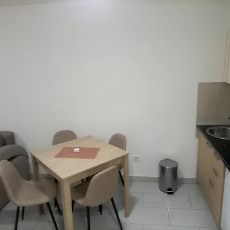 Jelalux Lägenhet Gornja Toplica