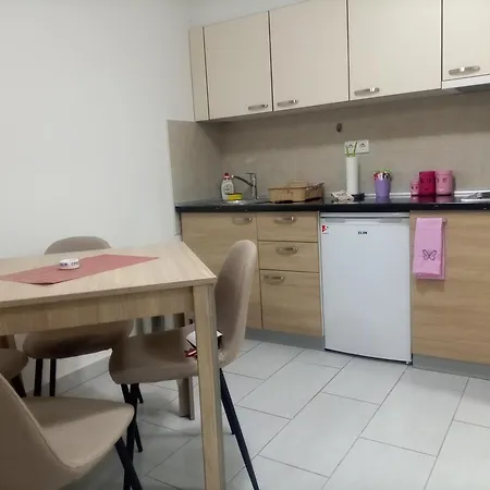 Lägenhet Jelalux Gornja Toplica