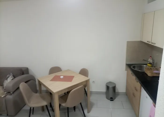 Jelalux شقة Gornja Toplica