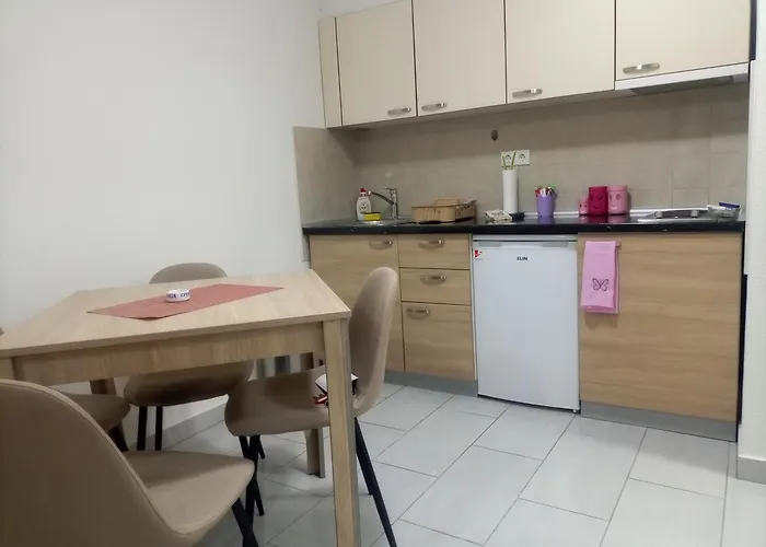 شقة Jelalux Gornja Toplica